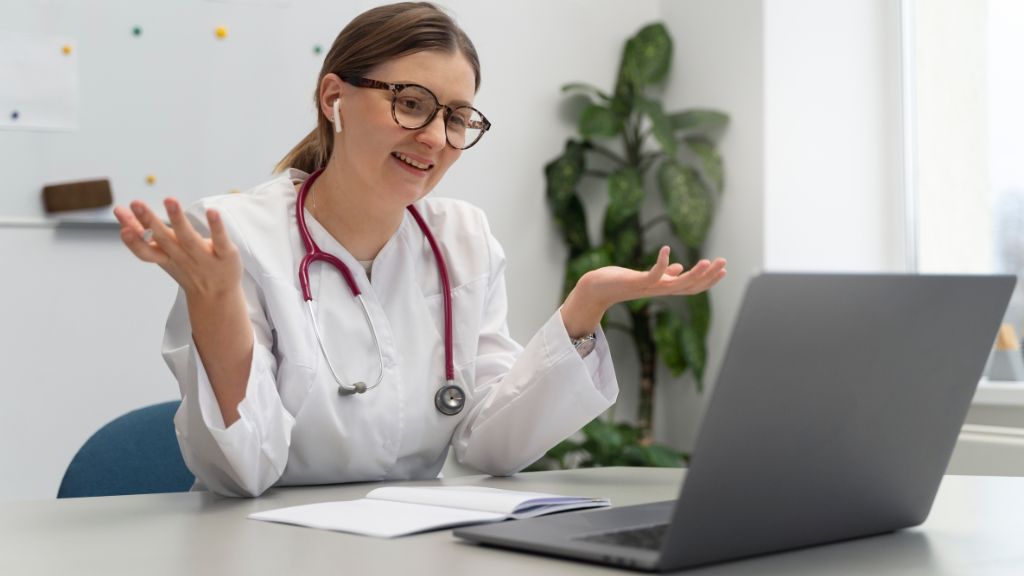 Doctor talking to AI Scribe Software Precisely